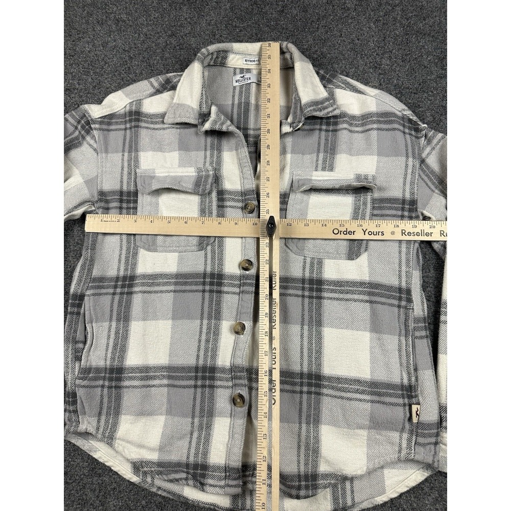 Hollister Boyfriend Fit Flannel Shirt Shacket Gray White Plaid Pockets Sz Small - Picture 3 of 7
